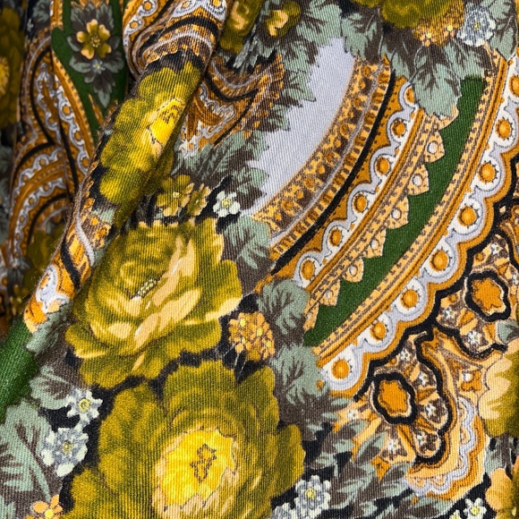 Traditional shawl in green and yellow flowers on black, 57 in/145 cm square. - Picture 10 of 13